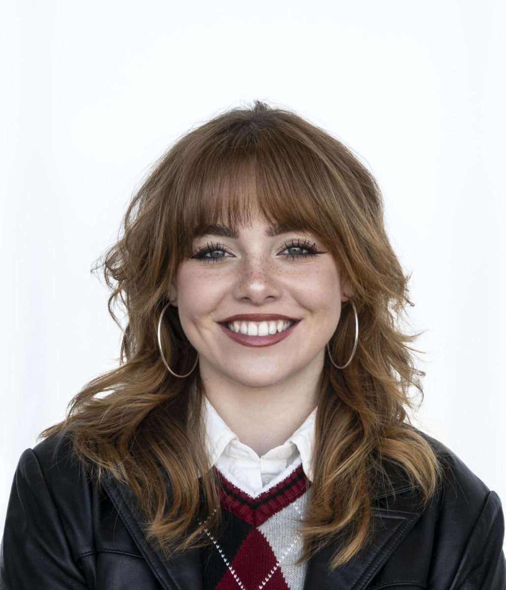Abigail Fontz – The Mass Media