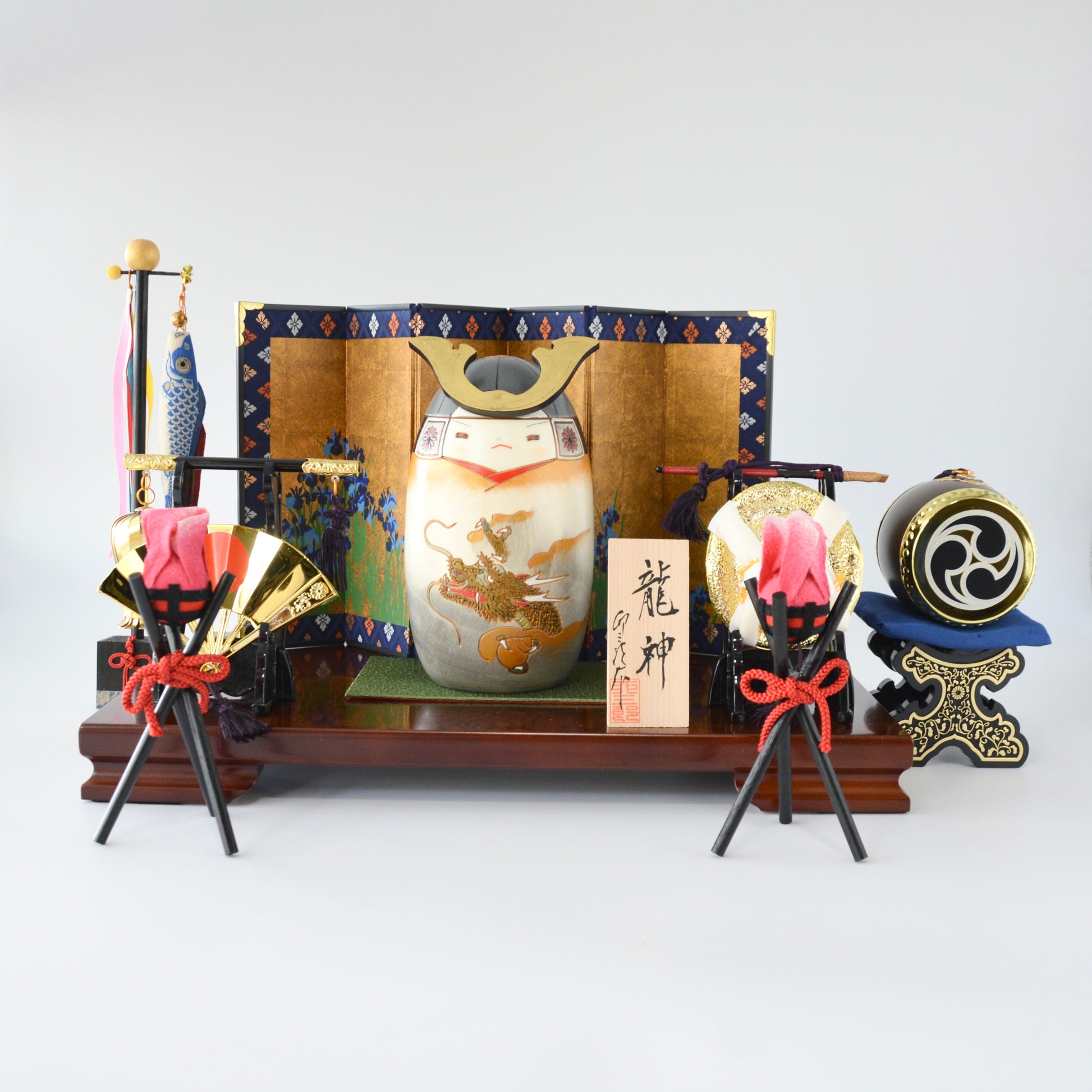 五月人形こけし 龍神 足付き台フルセット｜卯三郎こけし公式オンライン