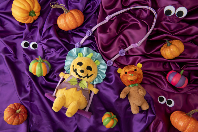 ディズニー・ハロウィーンでグッズ爆売れ! カボチャを被ったクマたちの