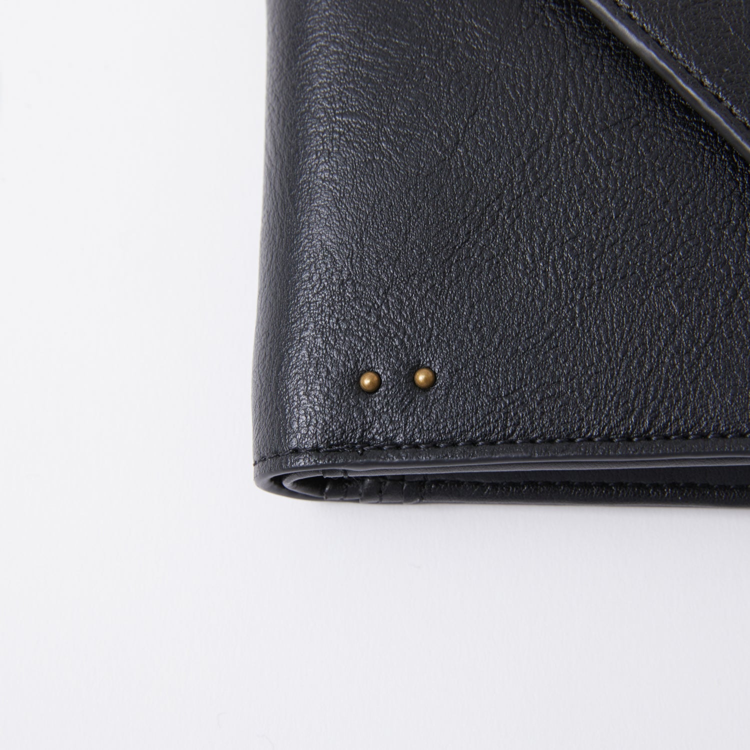 Hunter Model Bi-fold Wallet Bloodborne – SuperGroupies USA