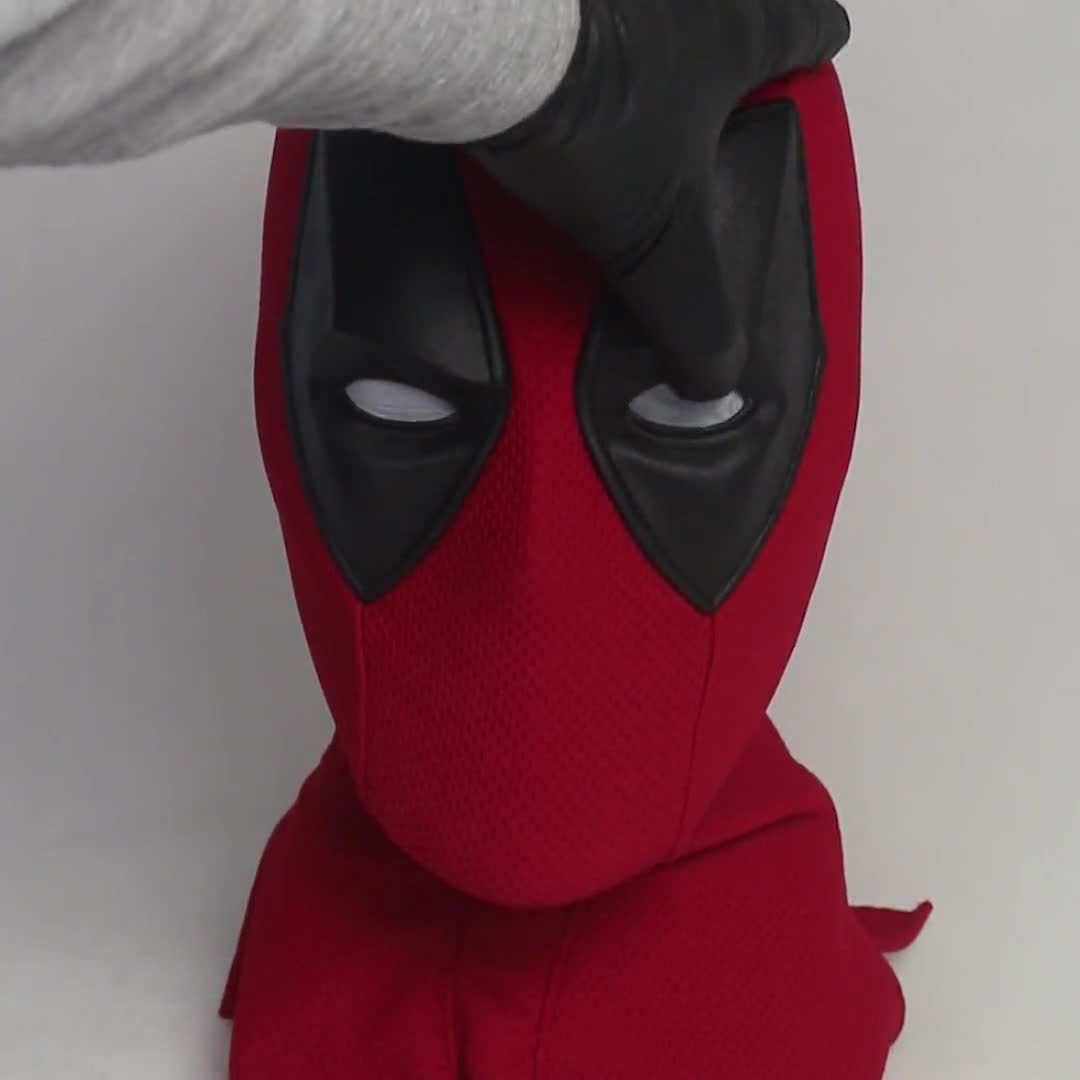 デッドプール コスチューム コスプレマスク（マグネットアイ付き
