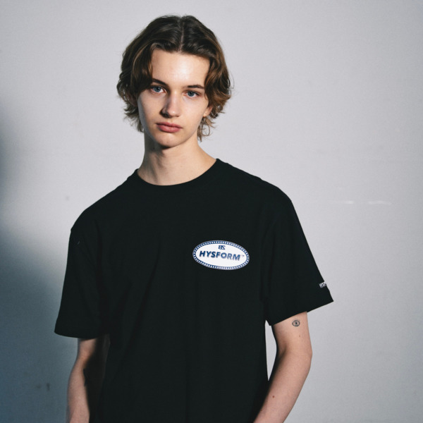 EMBLEM S/S TEE | HYSFORM™ | VERTICAL GARAGE OFFICIAL ONLINE STORE