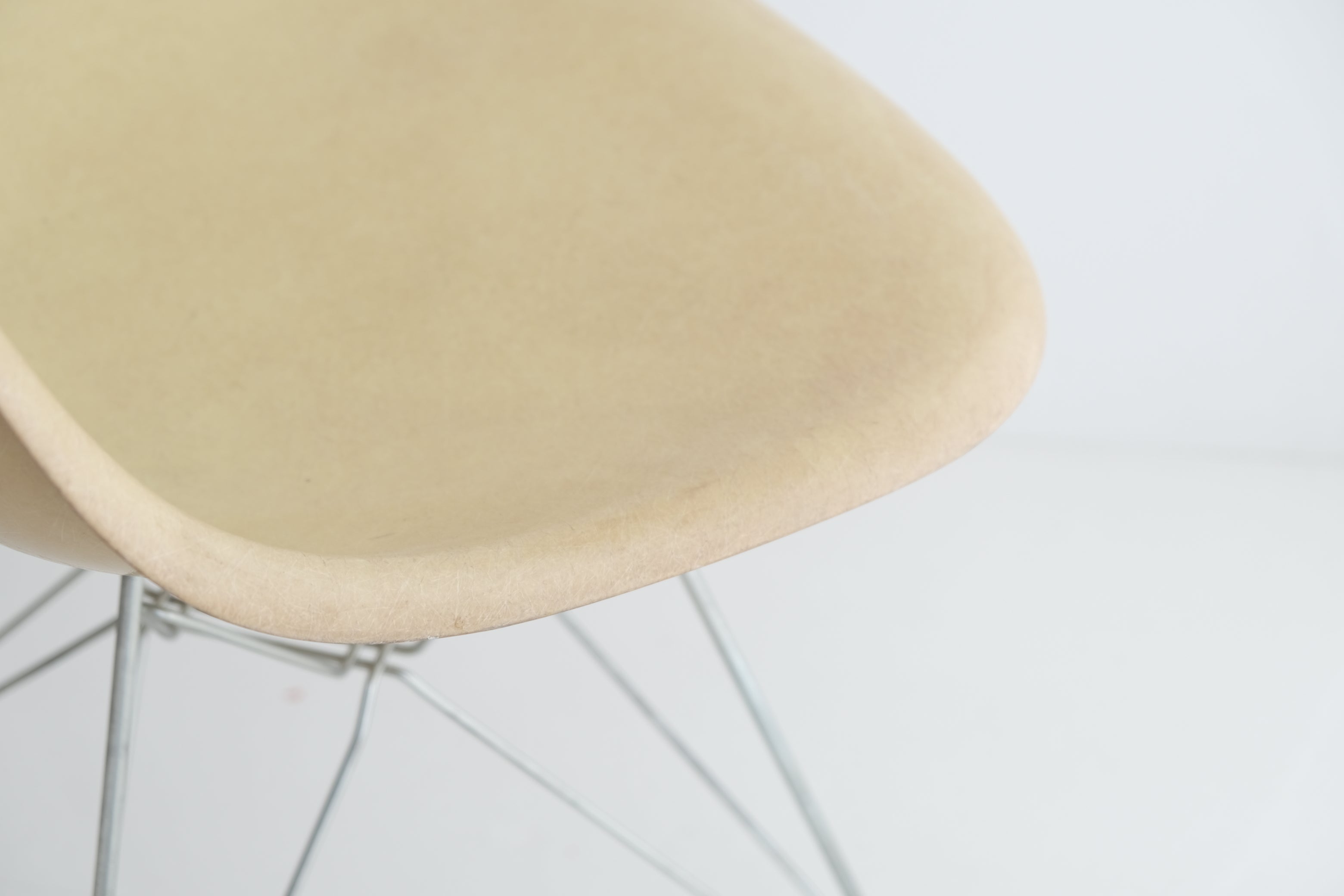 EAMES SIDE SHELL CHAIR（エッフェルベース）｜イームズ サイドシェル