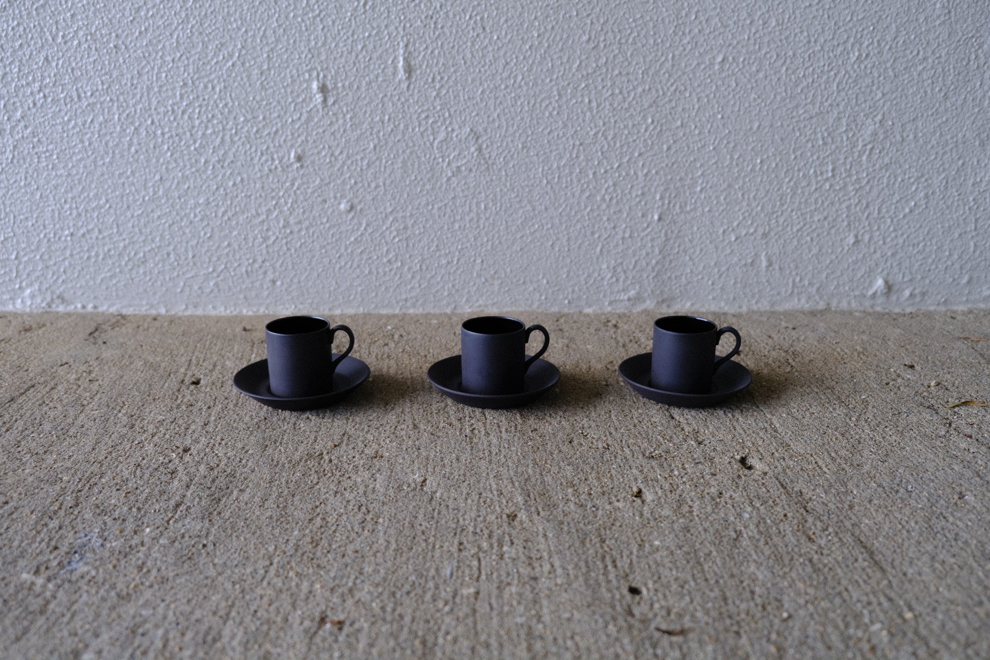 3客セット】WEDGWOOD ブラックバサルト デミタスカップ＆ソーサー