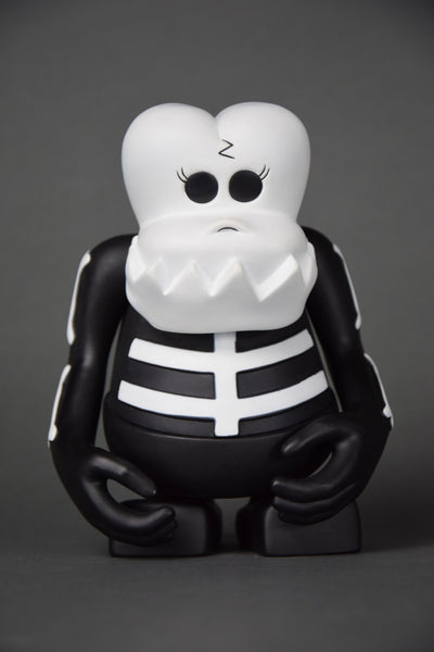 Art Toy Skull by Bounty Hunter BxH Japan 1997– Vintage Objects
