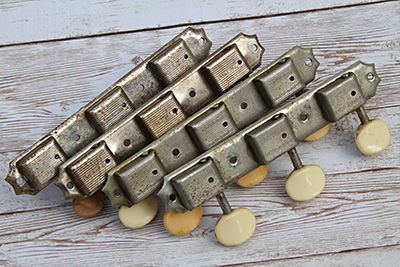 kluson-3-in-line-tuners-1-00.jpg