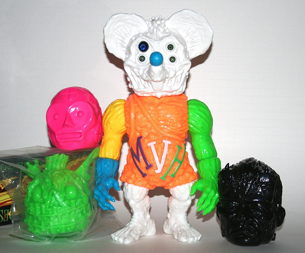 Mutant Vinyl Hardcore Unpainted Mixed Parts Fink Brothers V3
