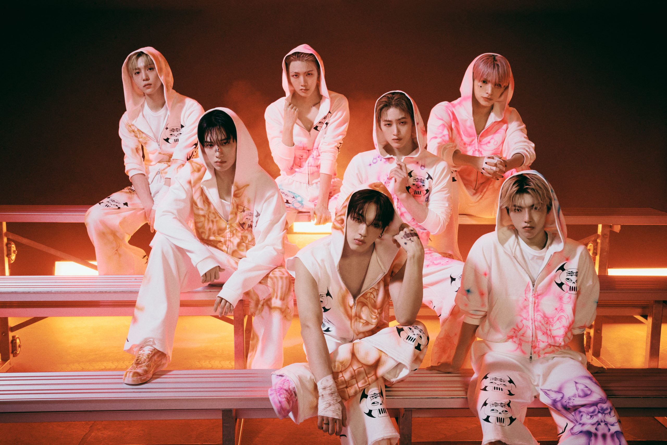 ALL(H)OURS FOURTH MINI ALBUM [VCF] 販売・オンラインリリース