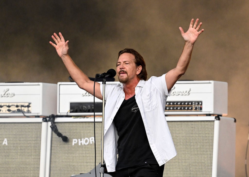 Pearl Jam At Wells Fargo Center in Philadelphia: Know Before You