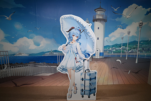 原神展〜たびごころの赴くままに〜」内覧会レポート。武器などの立体物