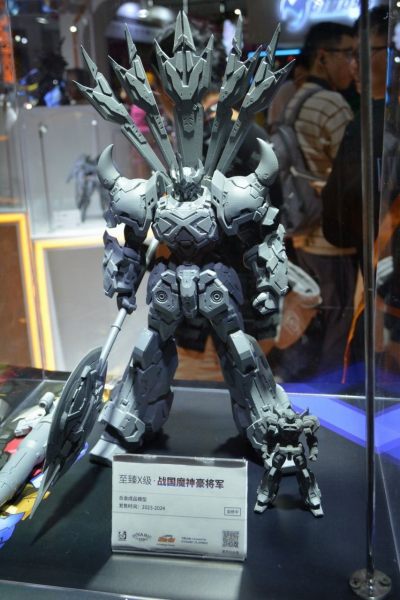 CJ2023］中国オリジナルロボのフィギュアやプラモが大量！ ホビー系の