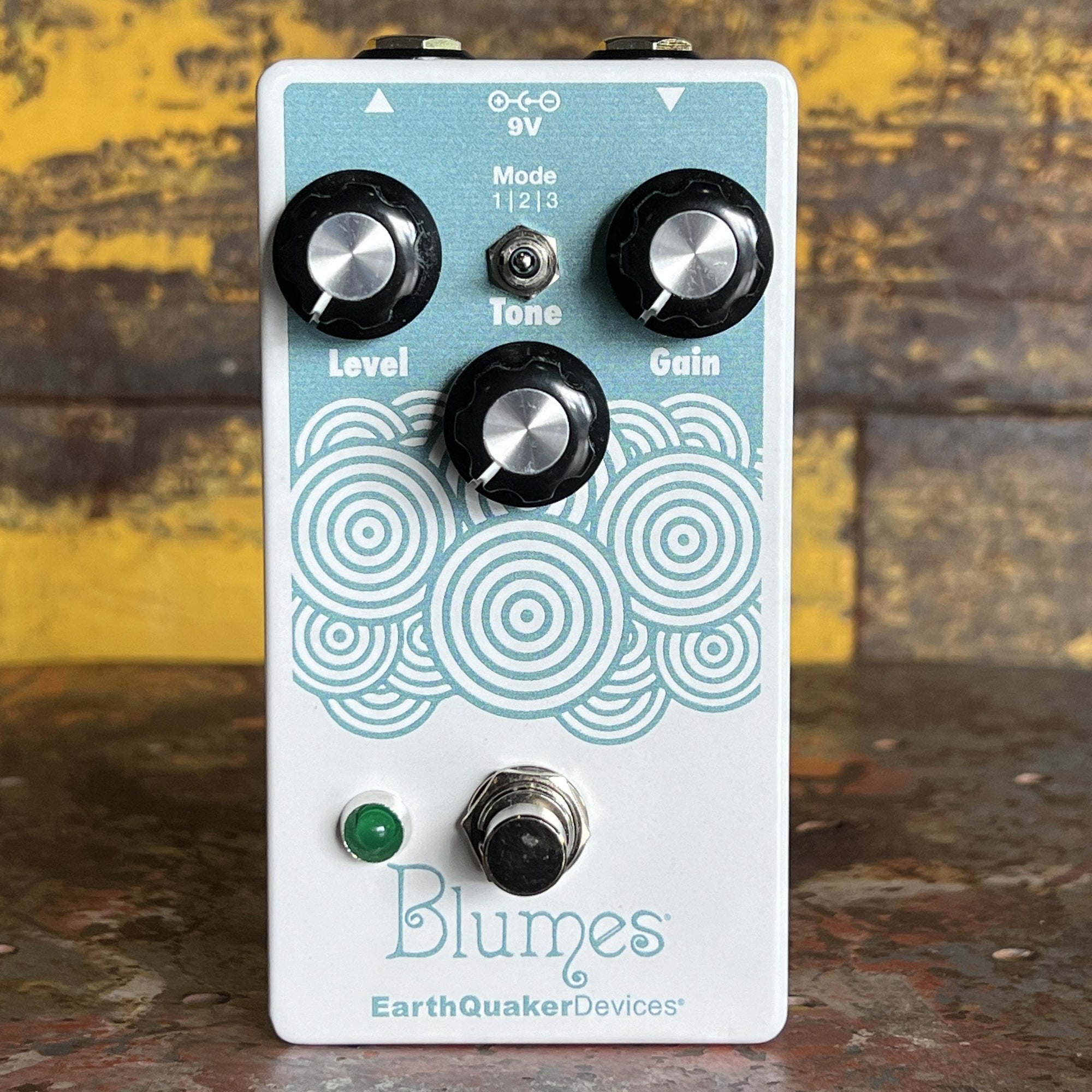 EarthQuaker Devices Blumes - Pearl White & Turquoise - Cottonwood