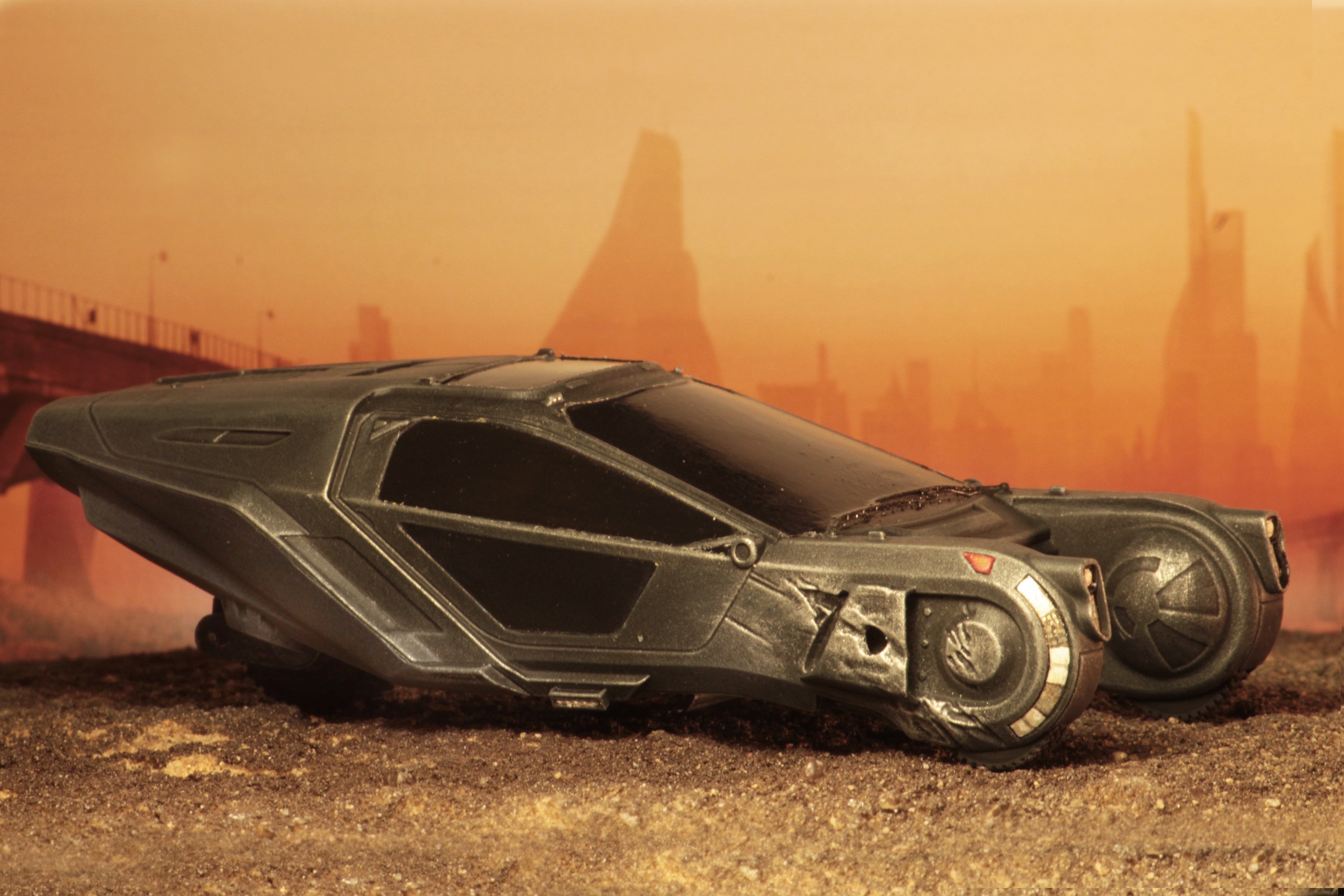 NECA Cinemachines – Collectible Die-Cast Replica – 6” Blade Runner