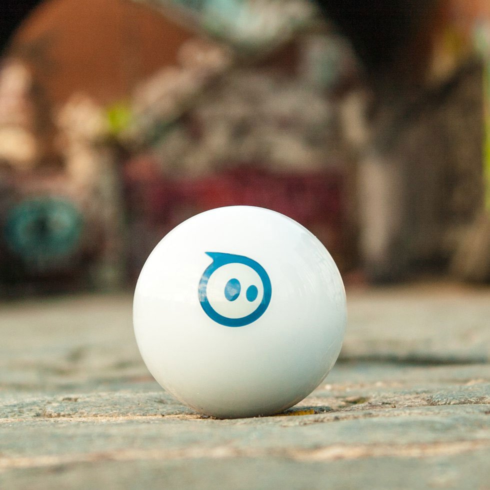 Sphero 2.0 - リモコン付きインテリジェントボール | Cool Mania