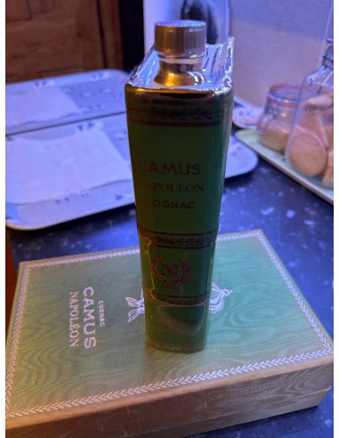 Camus Cognac Napoleon Vieille Reserve | cabinet7