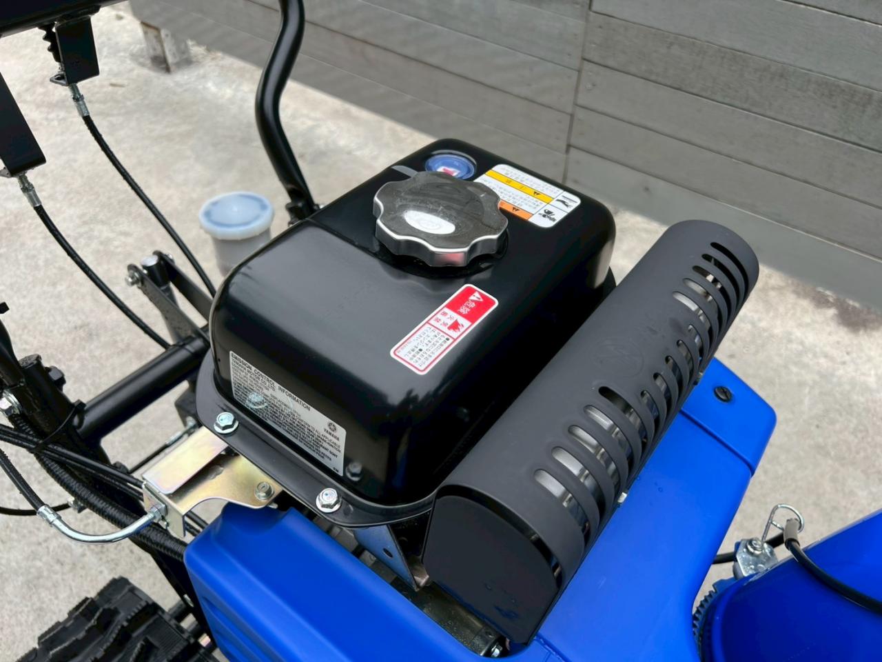 除雪機 ヤマハ YT660！2025年式！ブレード搭載！未使用！カバー付き