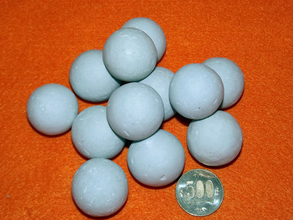 磁器セラミックボール 30mm/25Kg [セラミック＆鉱石本舗]