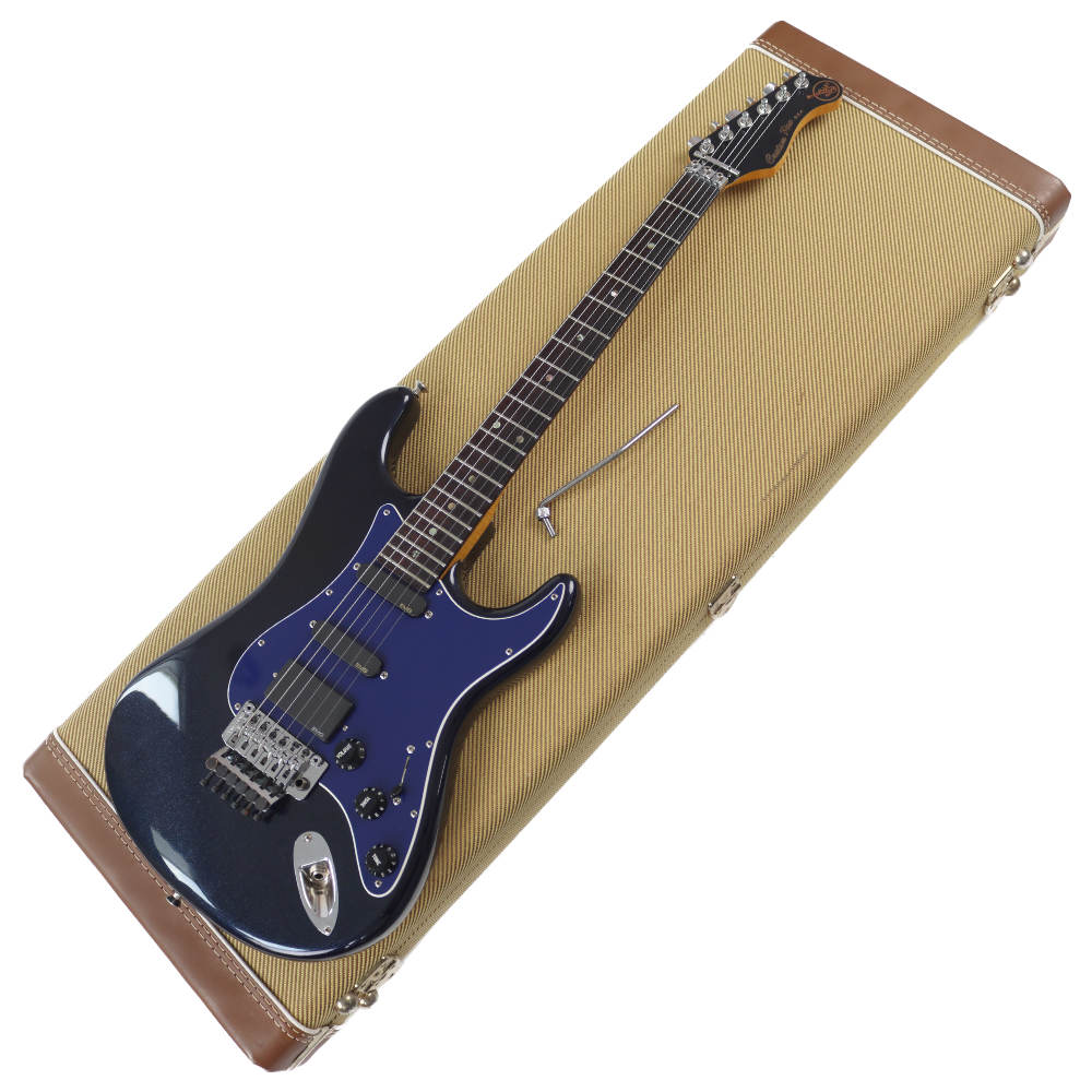 中古】 エレキギター Valley Arts Custom Pro USA ST Style EMG SSH