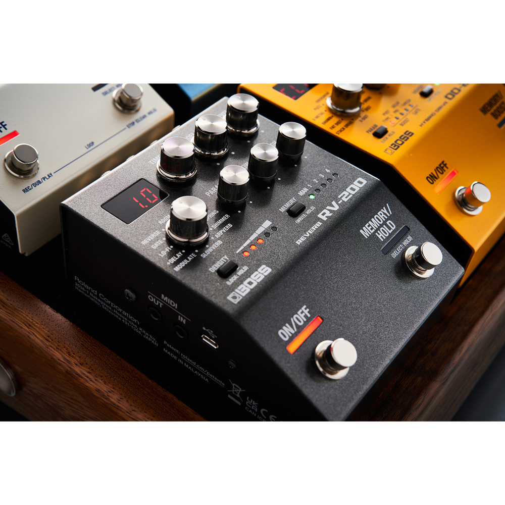 BOSS ボス RV-200 Reverb ギターエフェクター リバーブ エフェクター