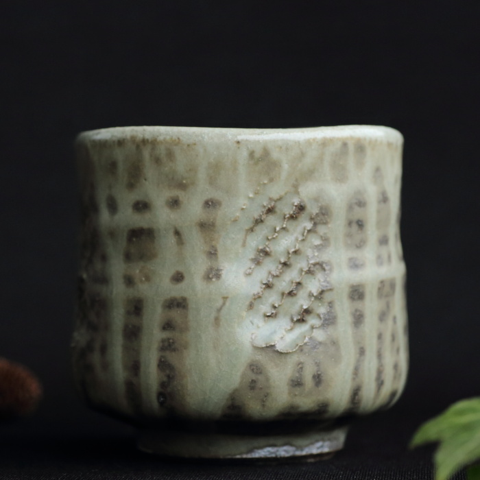 河原健雄 灰釉湯呑 満容量250ml 作家もの益子焼茶器 汲み出し 日本茶