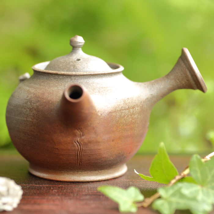 小川甚八 蛙付急須 満容量220ml 作家もの煎茶器 手作りのティーポット