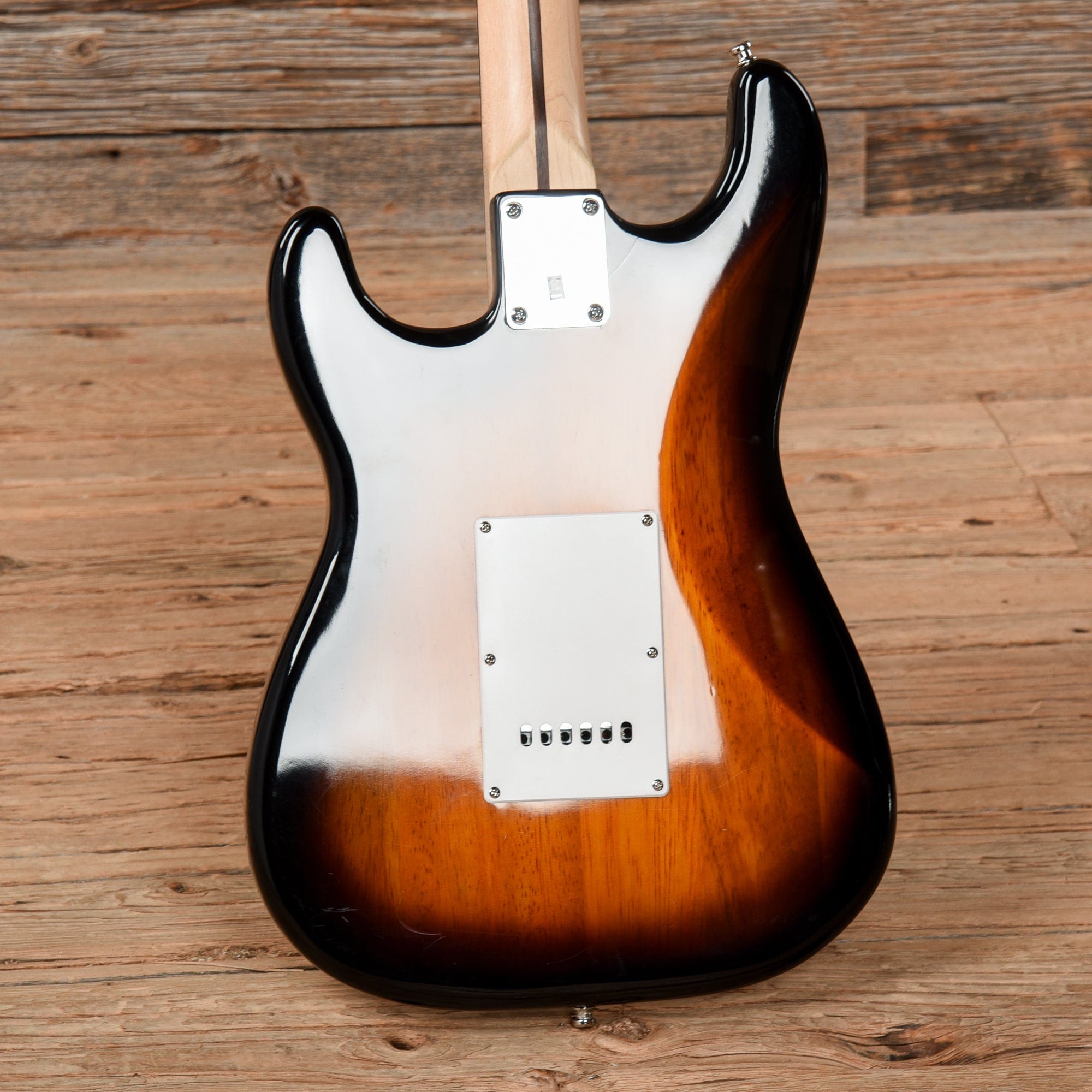Squier Bullet Stratocaster Sunburst 2013 – Chicago Music Exchange