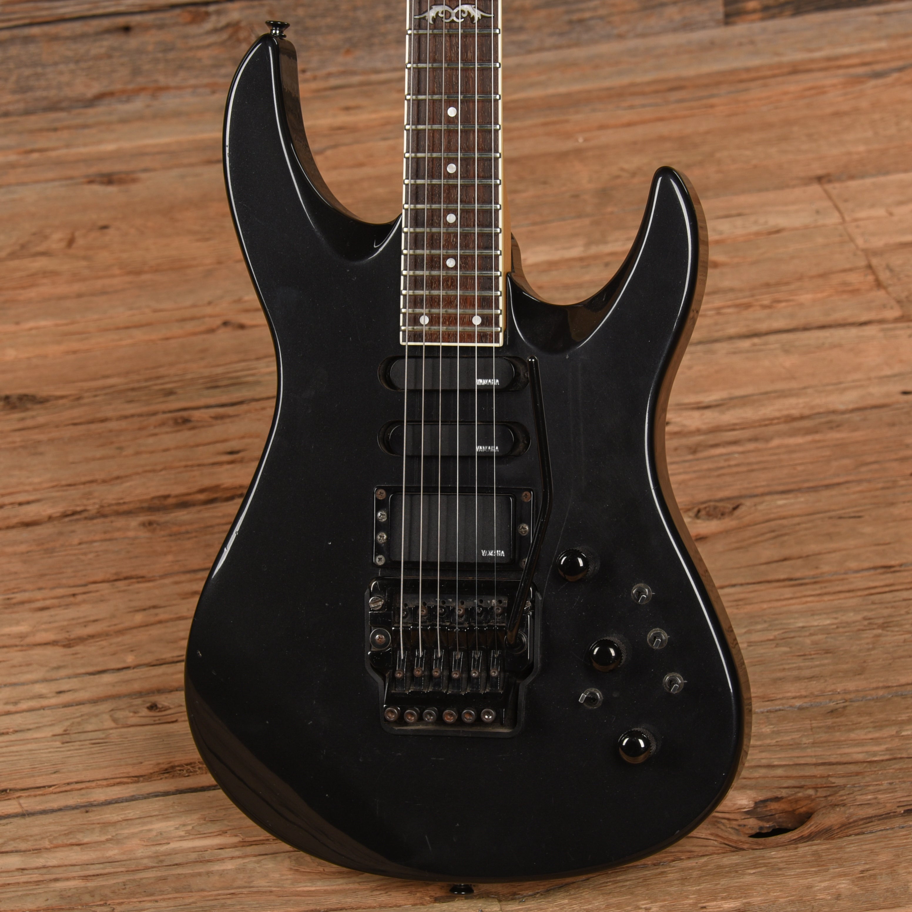 Yamaha RGX612A Black – Chicago Music Exchange