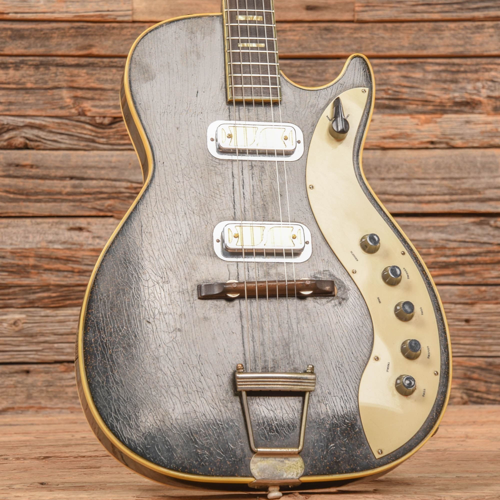 Silvertone Jupiter 1423 Black Sparkle 1962 – Chicago Music Exchange