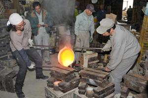 平成23年12月20日 モノづくりのルーツに迫る～鬼虎川遺跡出土の鋳型
