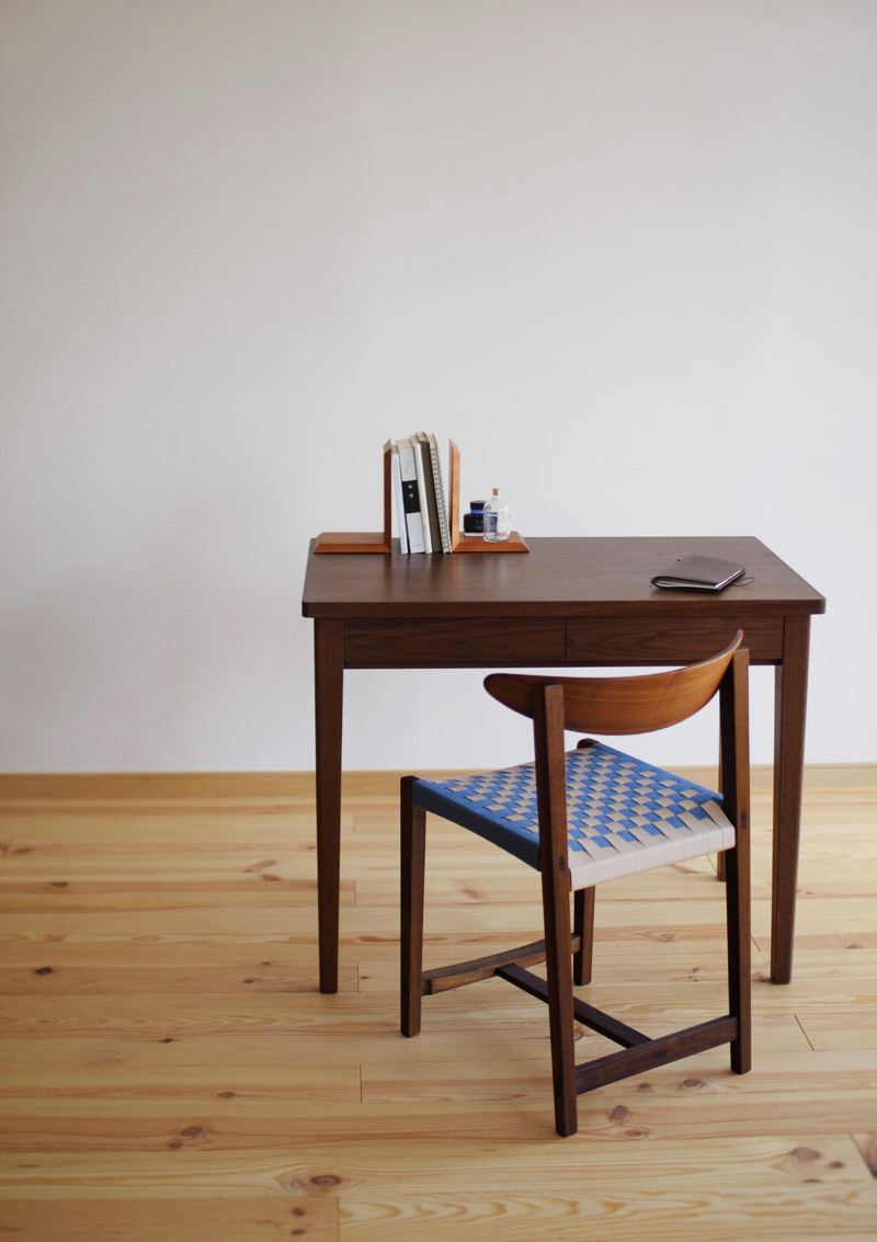 walnutdesk_5a.jpg