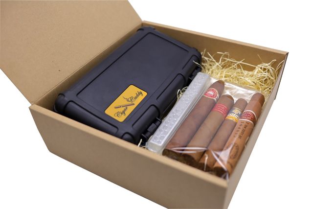 トラベルヒュミドール5 ＆ シガー4本セット｜葉巻の通販 CubanCigar.jp