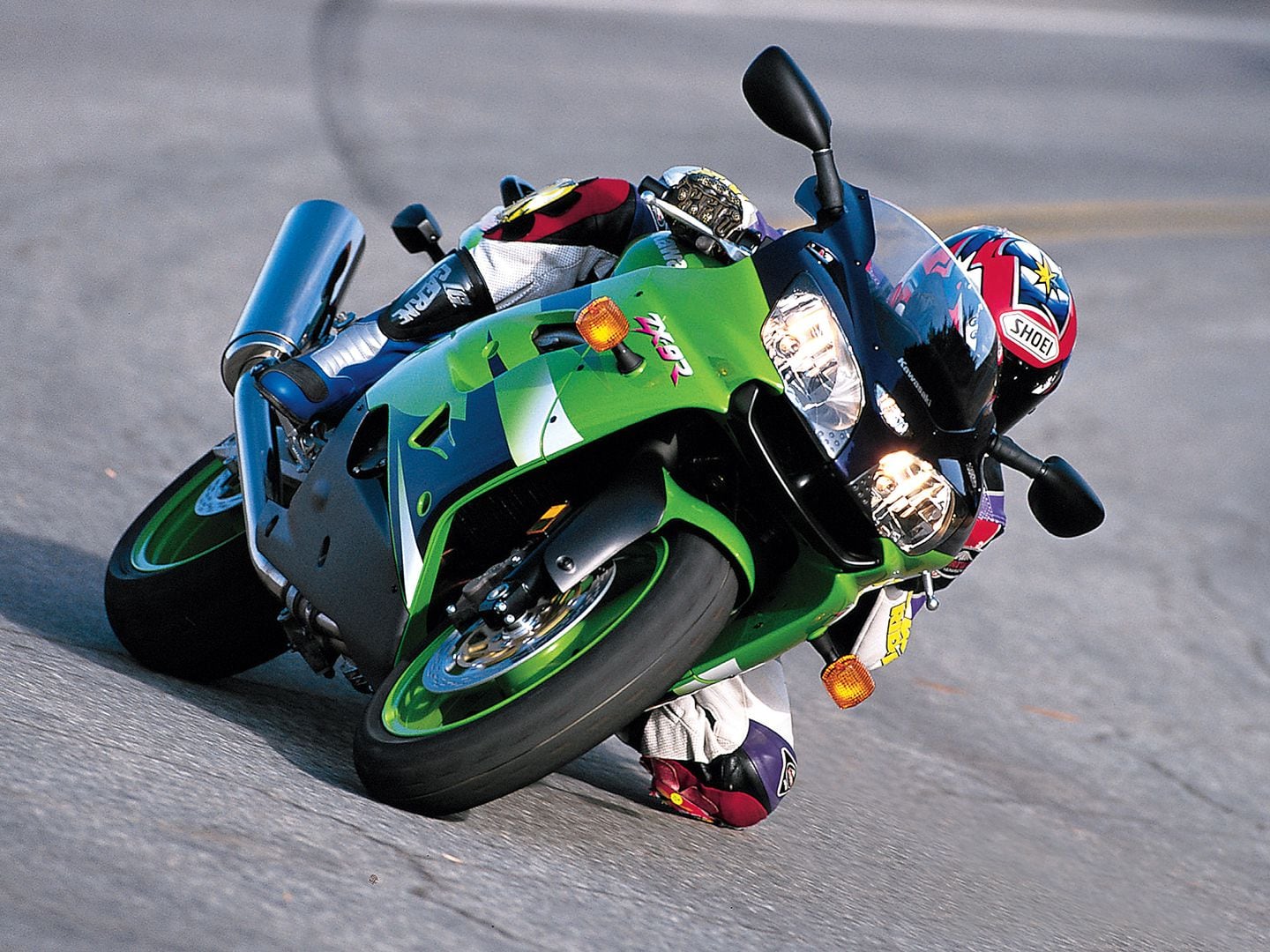 2000 ZX-9R '49-state' Review Using (CA) Oxygenated Unleaded Fuel