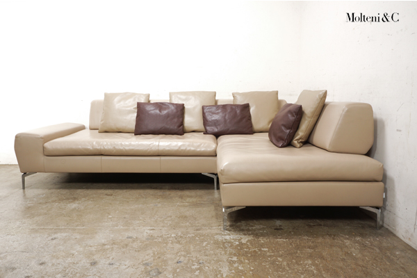 ソファの買取について 「Molteni&C(モルテーニ）Tea Time sofa(ティー