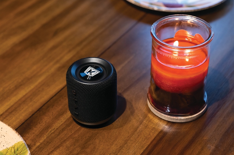 SIDEKIX PLUS Bluetooth スピーカー - KURYAKYN | アンバーピース