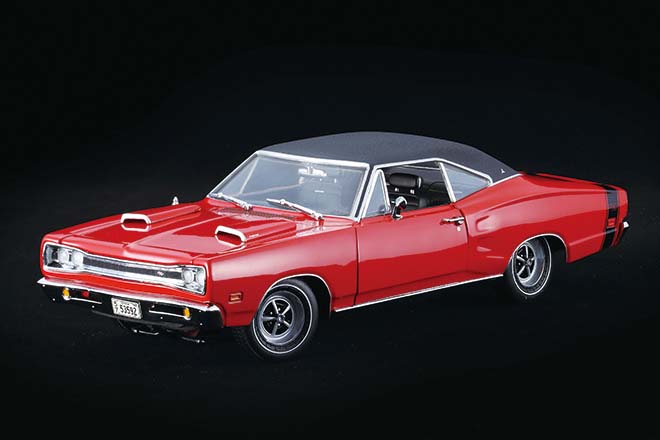 1/18スケールに凝縮された Dodgeイズムを堪能する。