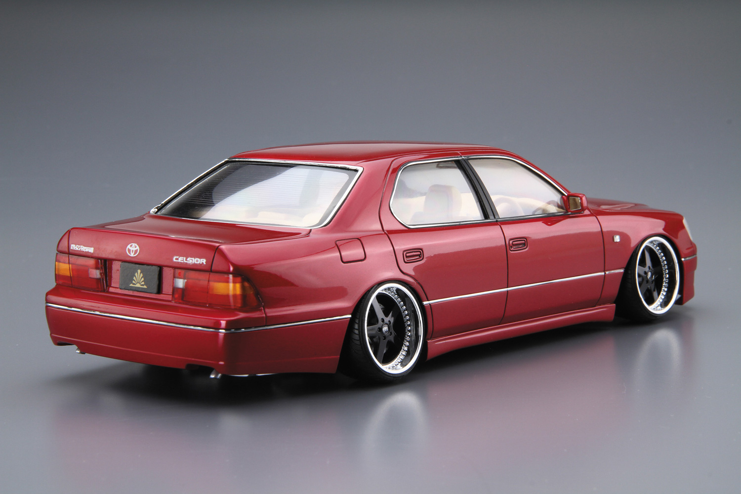 1/24 オートクチュール UCF21セルシオ '97（トヨタ）｜株式会社 青島