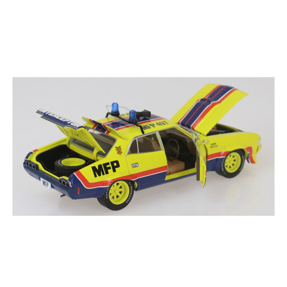 DDA 1:24 Scale MFP March Hare XA Falcon Model with Movie Accurate