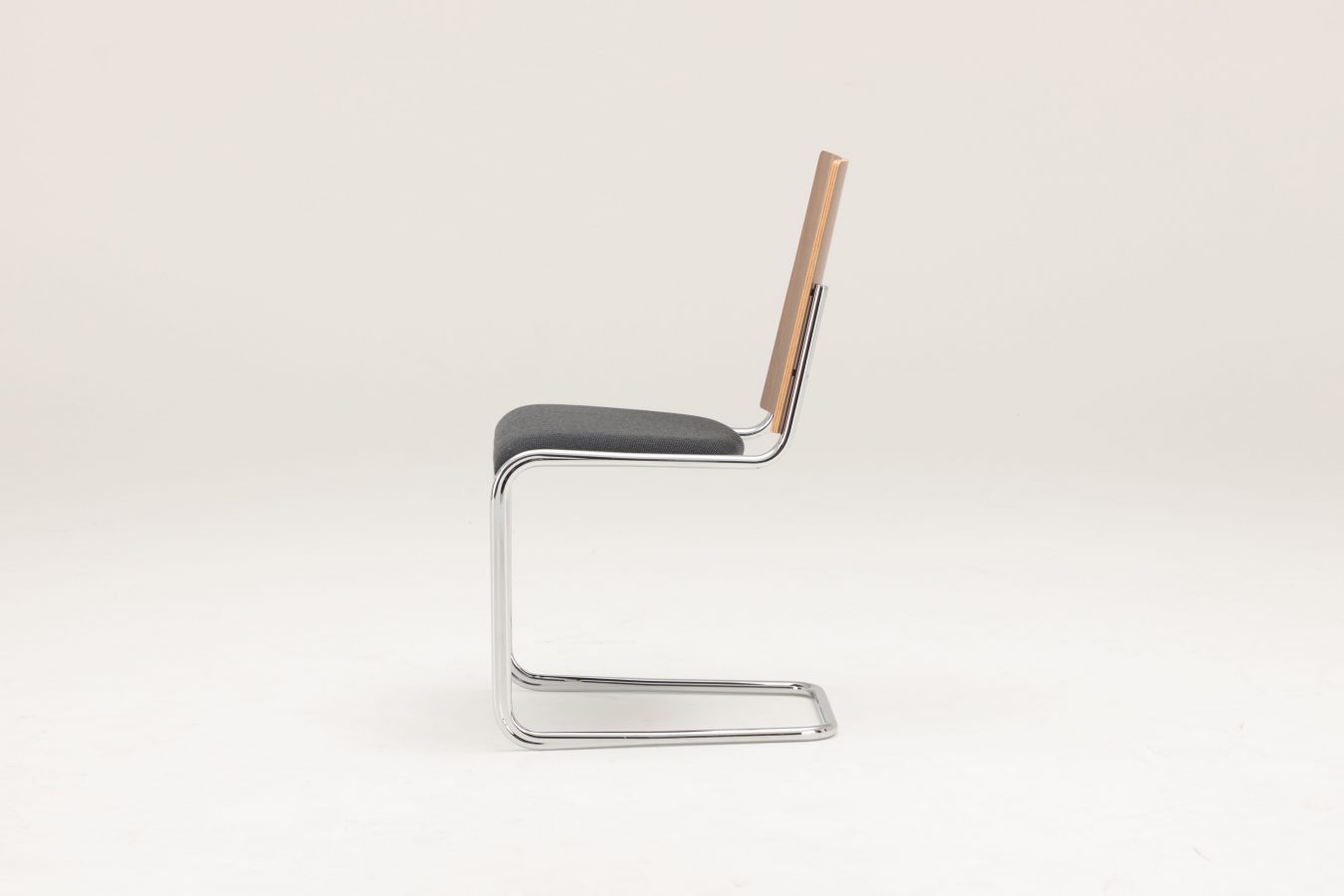 B17 DINING CHAIR（ビー17 ダイニングチェア） - ACTUS