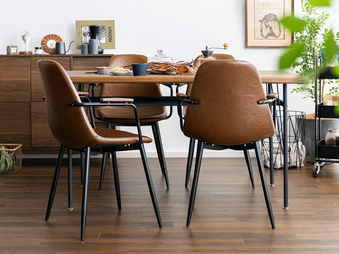 HOWARD CHAIR (ハワードチェア) アーム付きタイプ 2脚セット販売