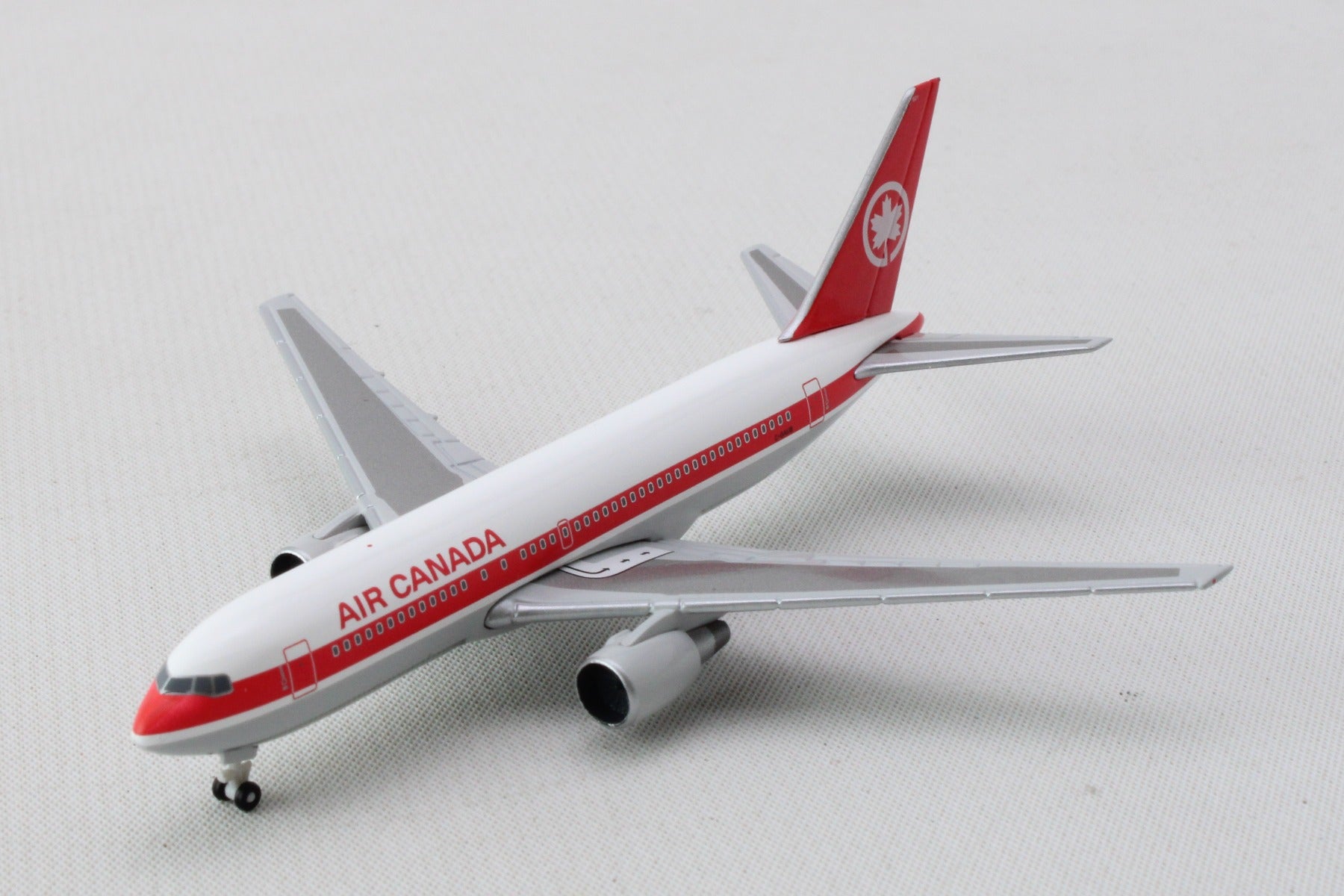 HERPA AIR CANADA 767-200 1/500