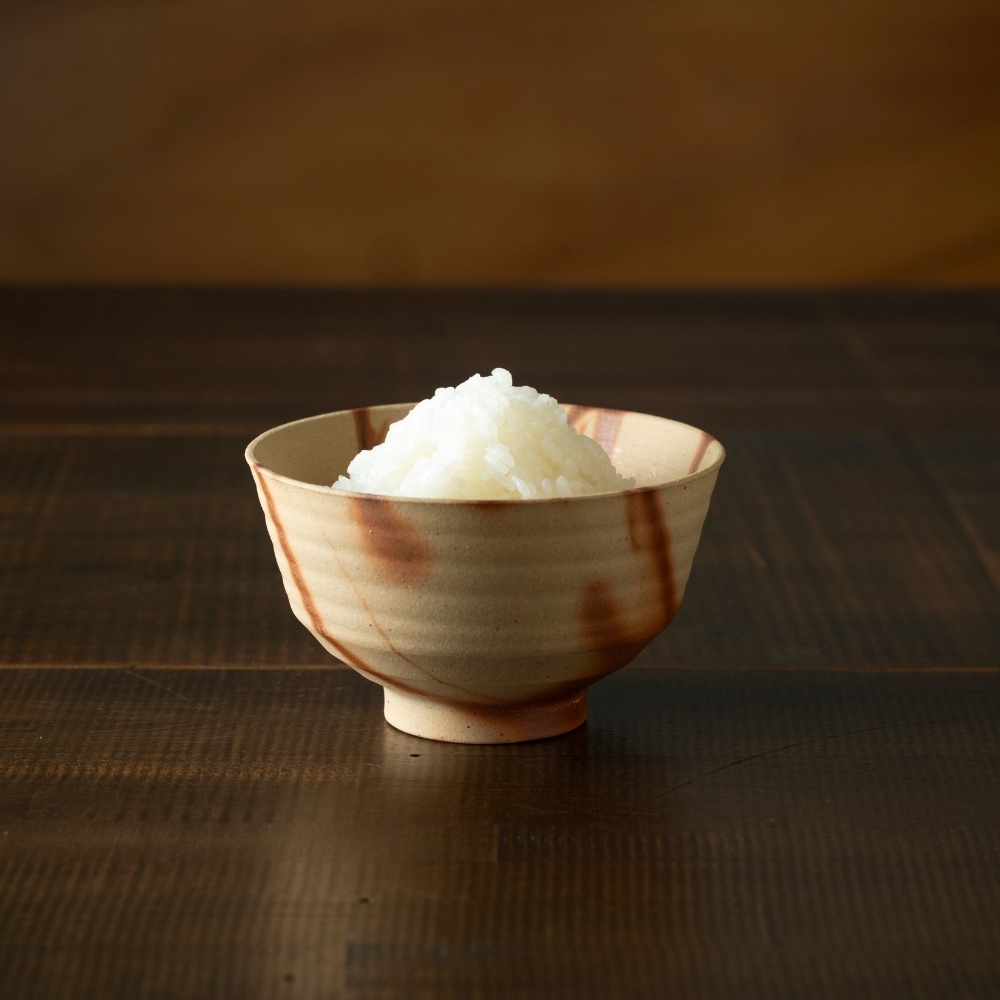 AKOMEYA TOKYO/ 備前焼 緋襷飯碗 白土(白土): 食器｜AKOMEYA TOKYO