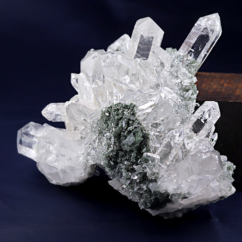特選品】インド・マニハール産ヒマラヤ水晶クラスター-037水晶