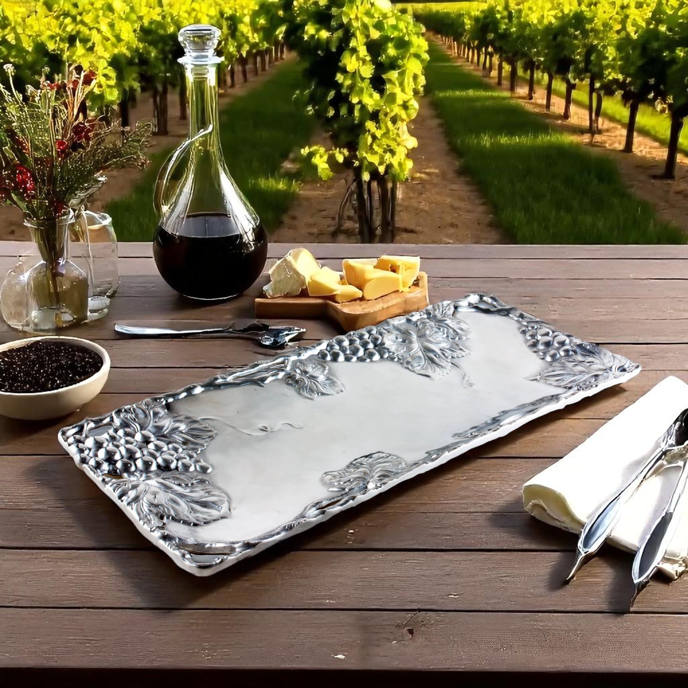 Aluminum Artistry of Grape Collection: Perfect for Family Dinner