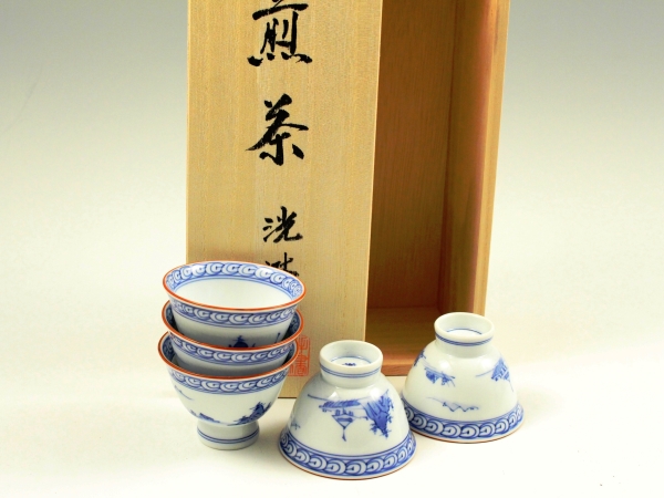 おもてなしの心を有田焼の茶器で！