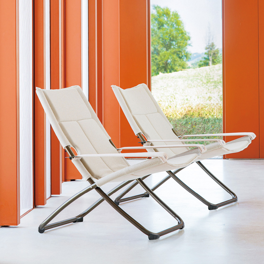 emu -New Lounge chair- - 【ASPLUND CONTRACT】 アスプルンド