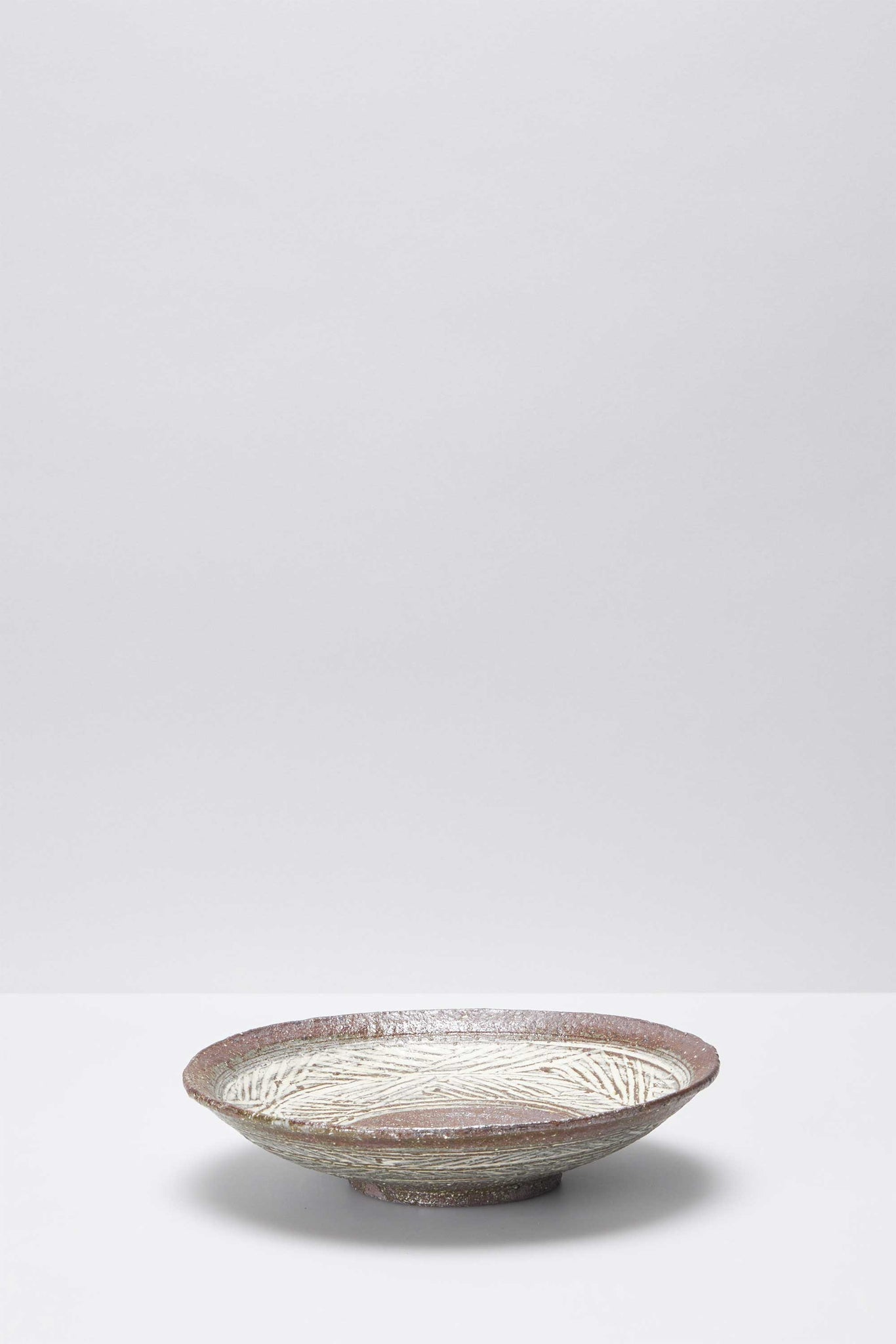 井上 茂｜彫り三島皿 – ATELIERMO