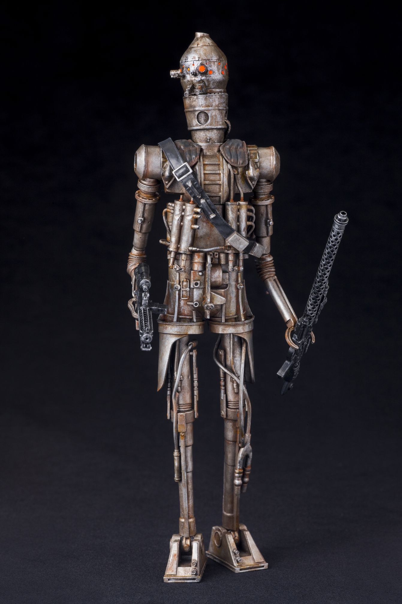 ARTFX+ バウンティ・ハンターシリーズより 独自のプログラムにより動く