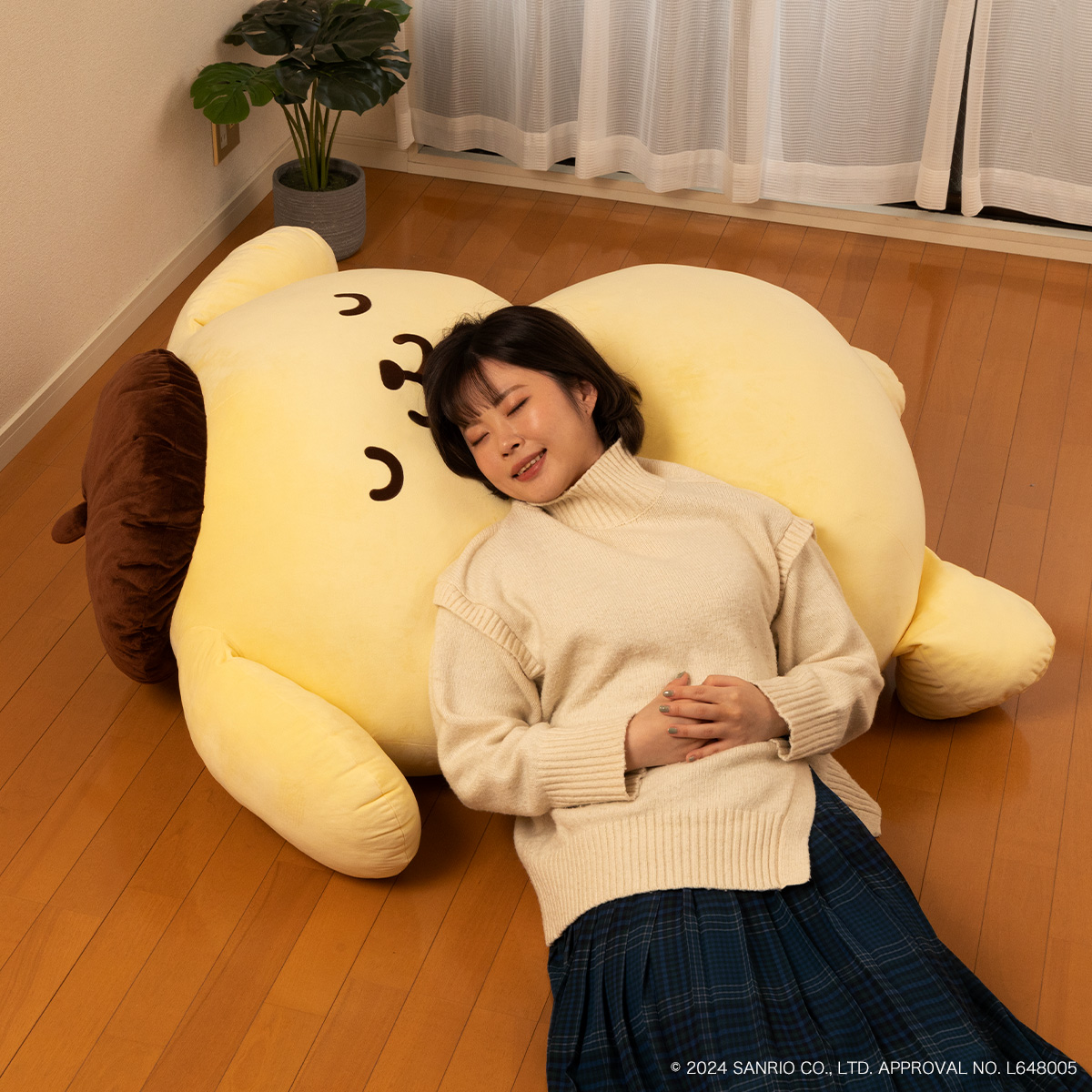 ポムポムプリンの全長約105cmの超巨大クッションが プレミアムバンダイ
