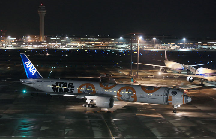 ANA、BB-8ジェット国際線就航 羽田からLAへ
