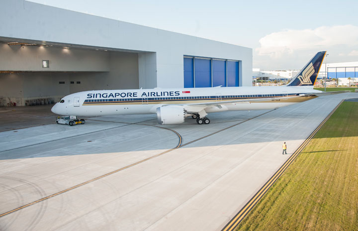 シンガポール航空、関空に787-10初便 5月から世界初の定期便